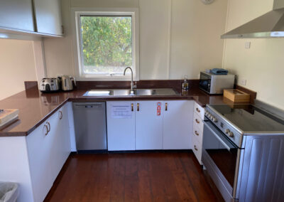 Seacroft Ocean View Cottage 05 Full Kitchen