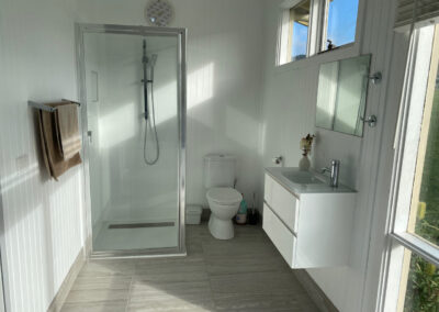 Seacroft Beach House Master Bathroom